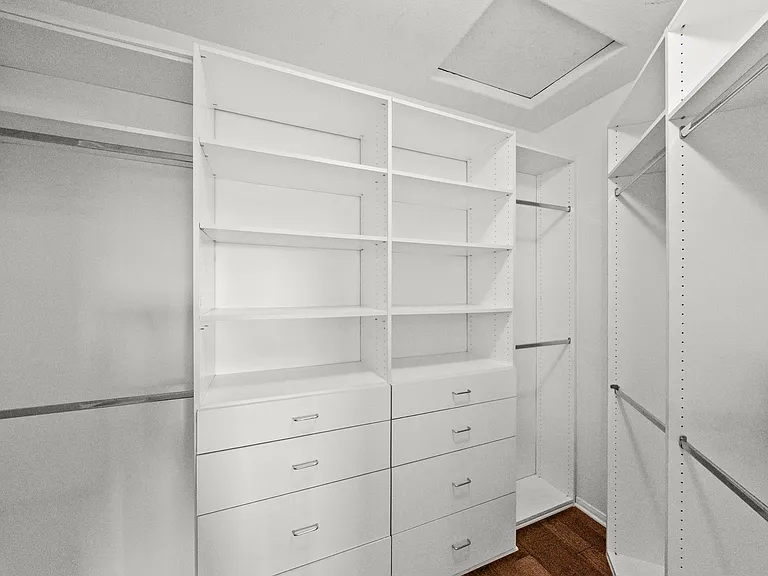 6340 Oleander Way — Photo 46