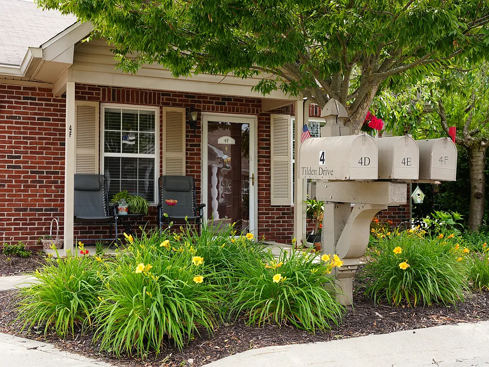 5049-C Tall Grass Ln #1