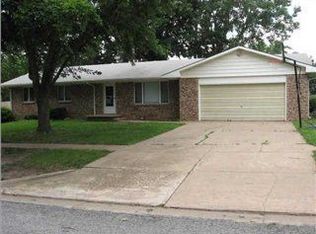 316 S 8th St, Conway Springs, KS 67031