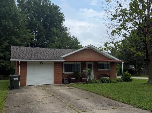 2221 Lynnwood Dr, Stow, OH 44224