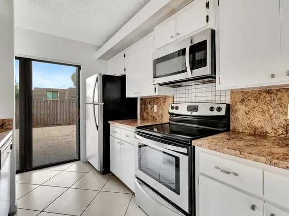 311 3rd Way, West Palm Beach, FL 33407