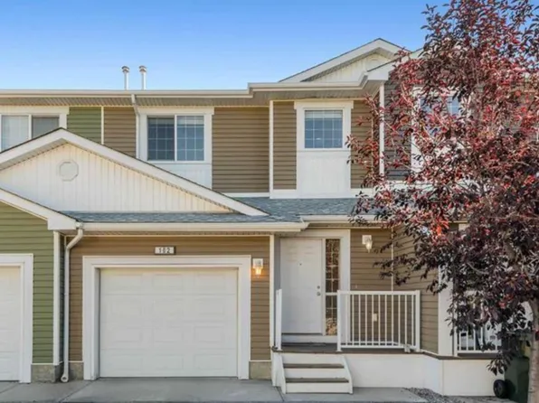 800 W Yankee Valley Blvd SE #102, Airdrie, AB T4A 2L2