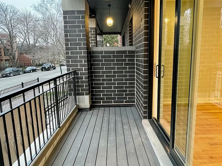 5522 W Higgins Ave #2E — Photo 4