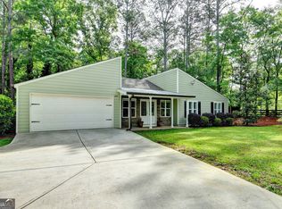4243 N Arnold Mill Rd, Woodstock, GA 30188