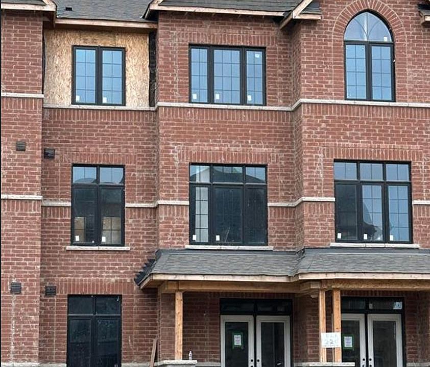 1st image of 28 Petch Ave