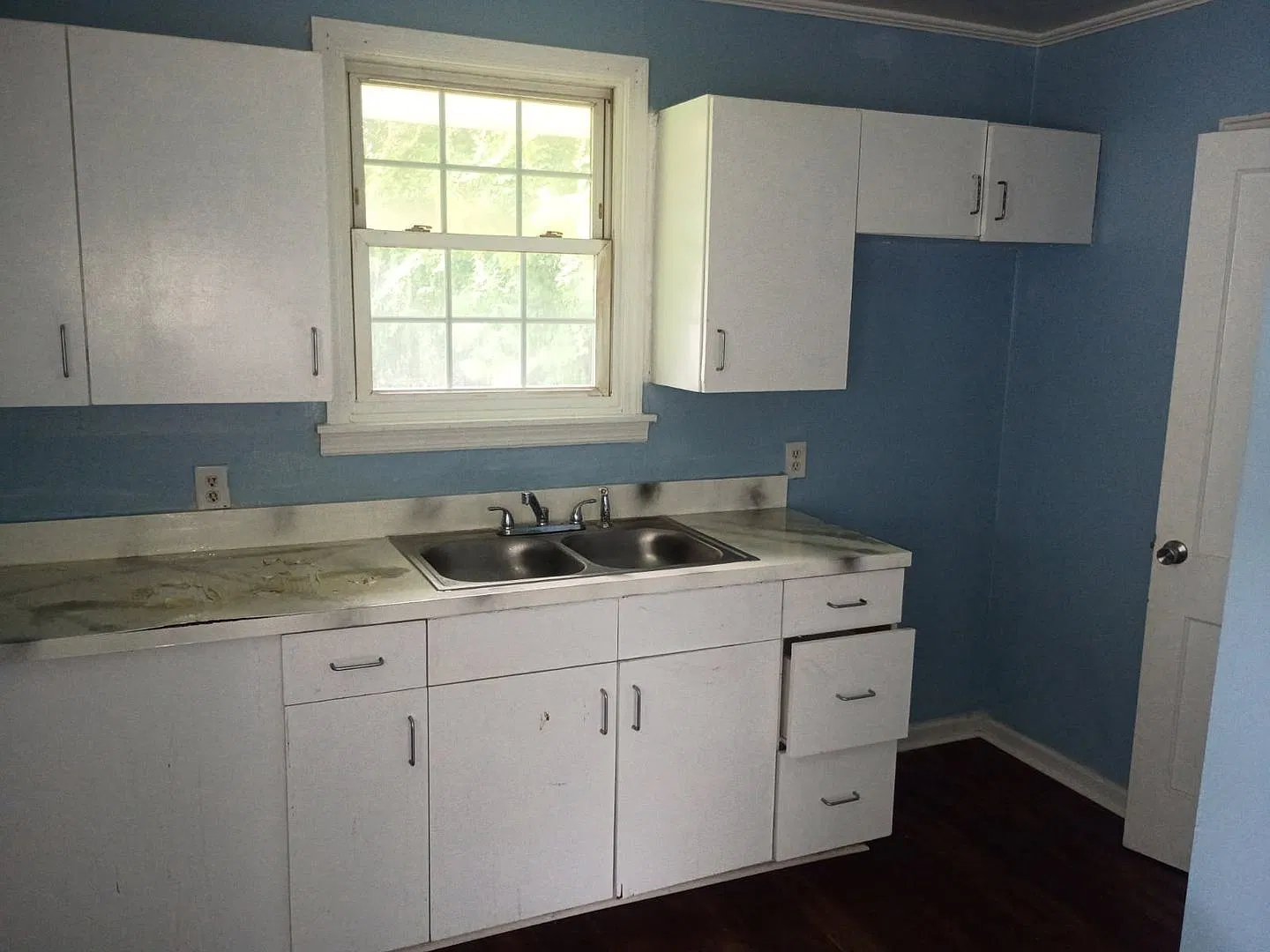 1208 Ferndale Ln. — Photo 4