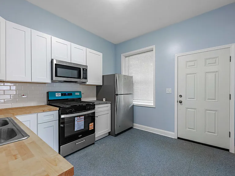 6433 S Vernon Ave #1 — Photo 5