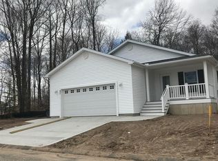 97 Freedom Trl, Westfield, MA 01085