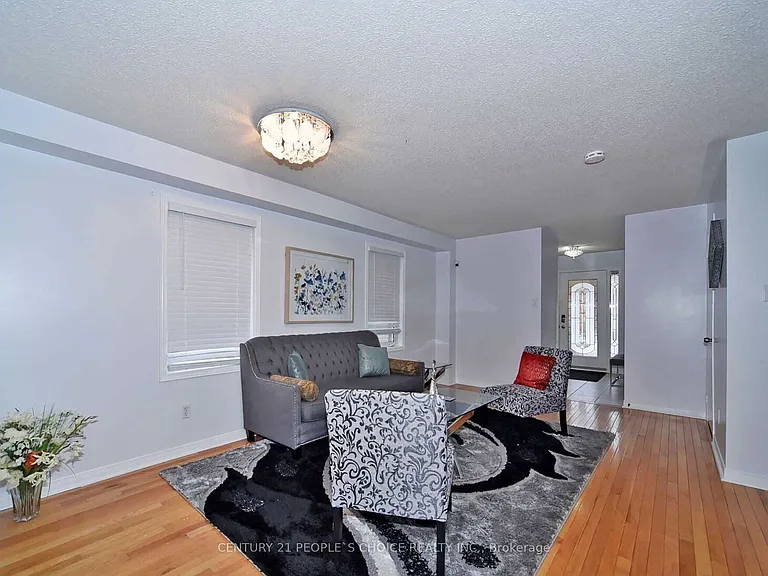 20 National Pine Dr — Photo 5