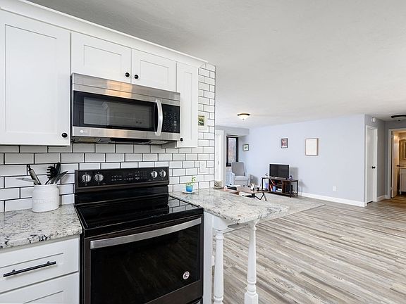 4th image of 55 Tall Oaks Dr Unit 601