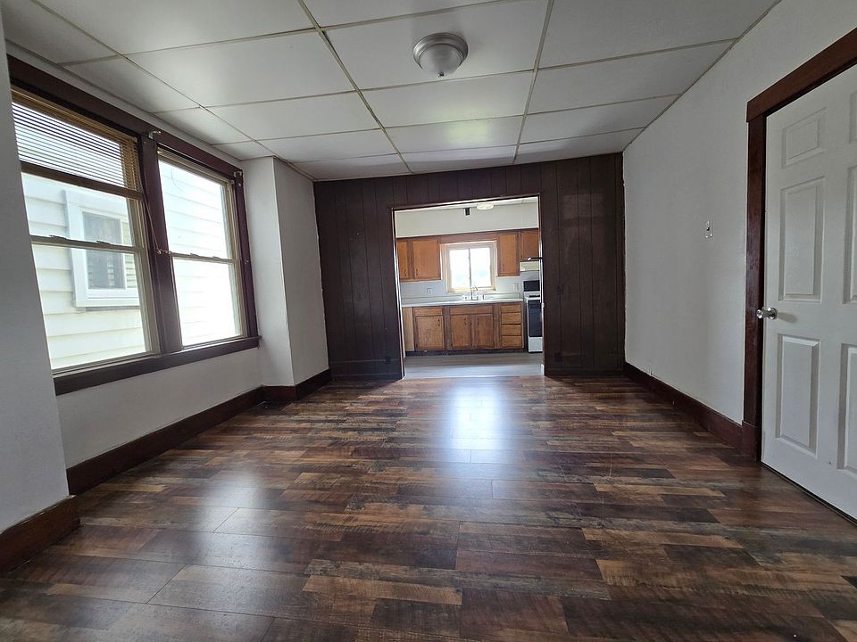 Building Photo 5