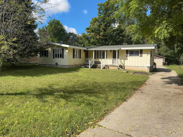 409 Finley Ave, Big Rapids, MI 49307