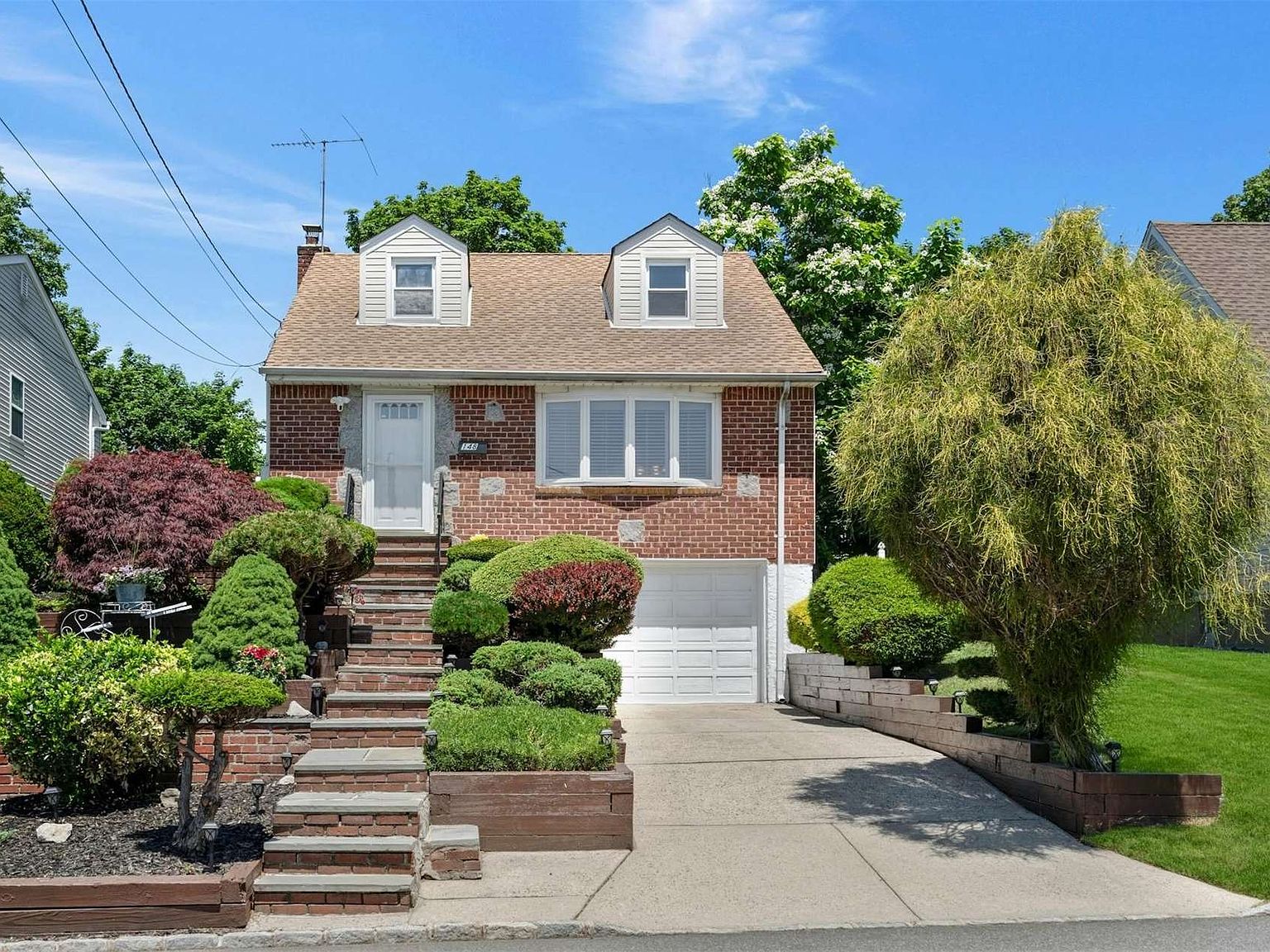 148 Sampson Avenue, Albertson, NY 11507 | Zillow