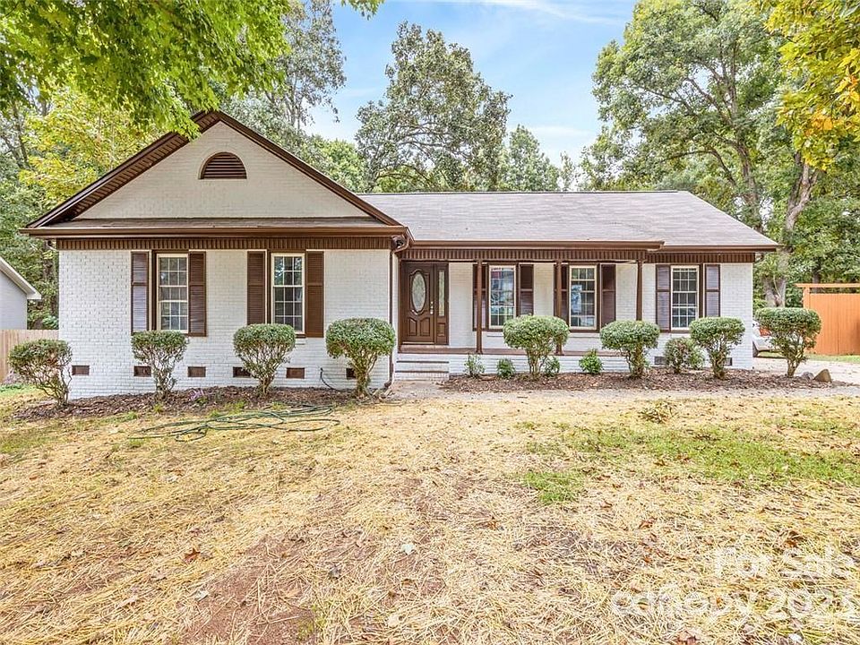 1st image of 5745 Hollirose Dr