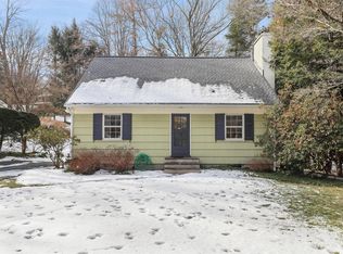 37 New St, Katonah, NY 10536