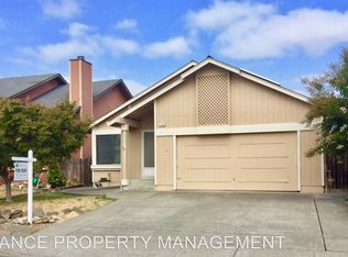 7486 Mercedes Way, Rohnert Park, CA 94928