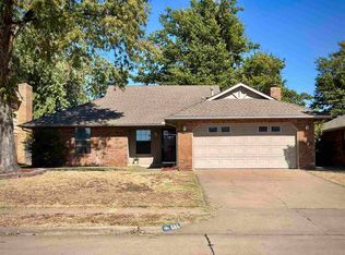 605 Shannon Rd, Ponca City, OK 74601