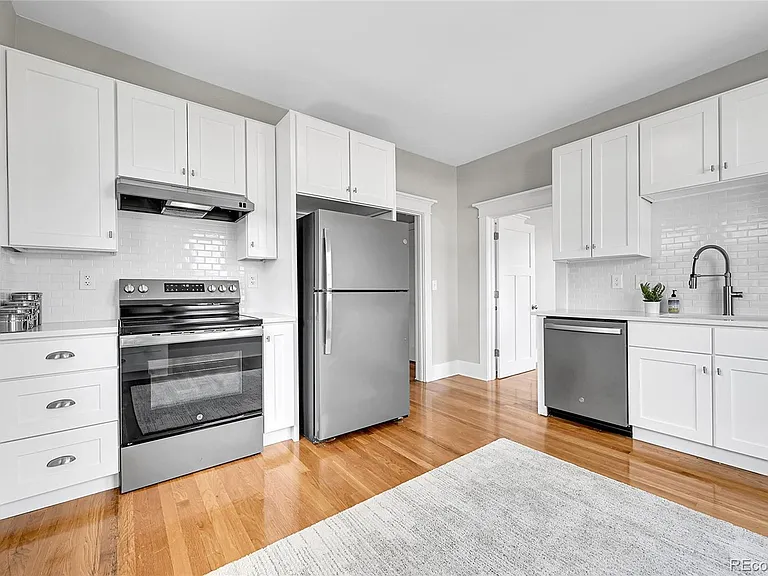 1578 N Meade St #A — Photo 12