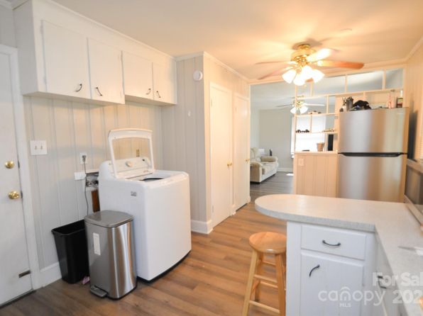 charlotte-north-carolina-6260428 picture