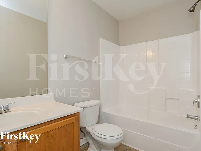 8723 Sharonbrook Dr — Photo 17