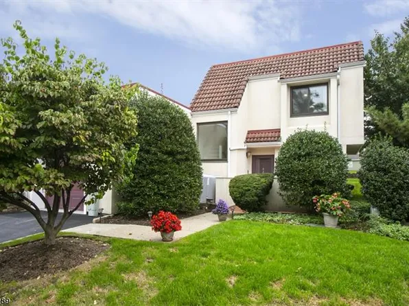 42 Musano Ct, West Orange, NJ 07052