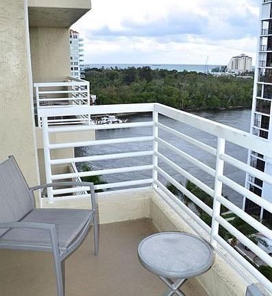 4th image of 2670 E Sunrise Blvd #907