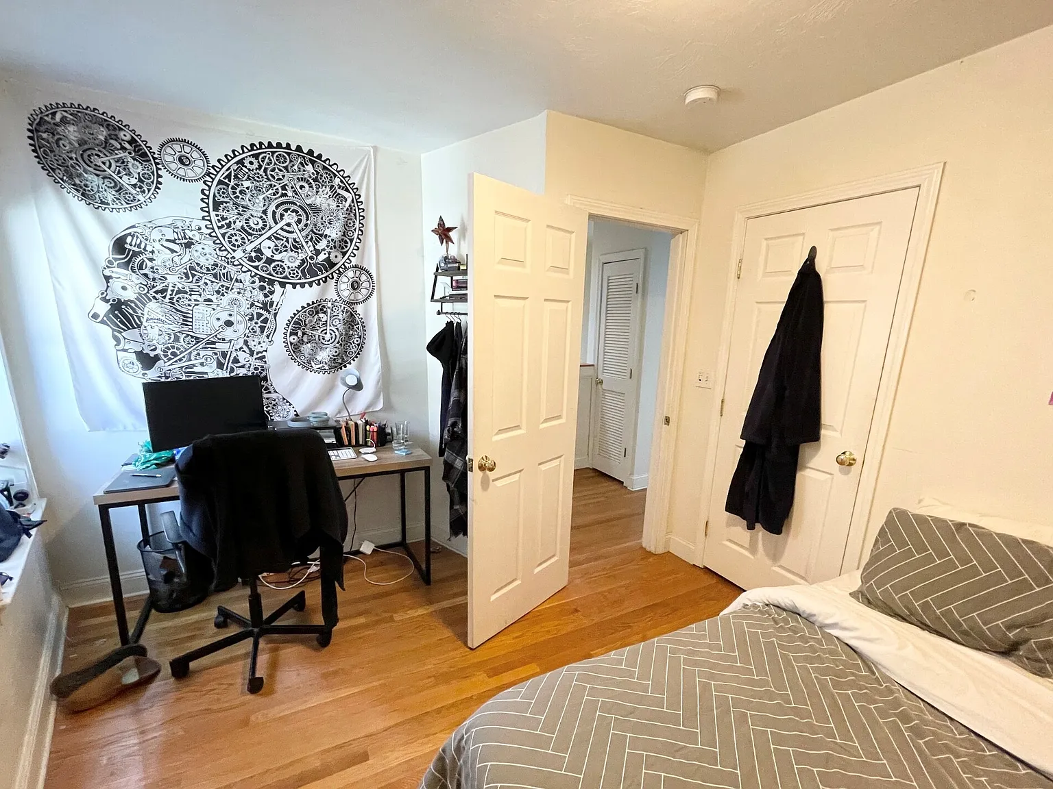 147 Marcella St — Photo 4