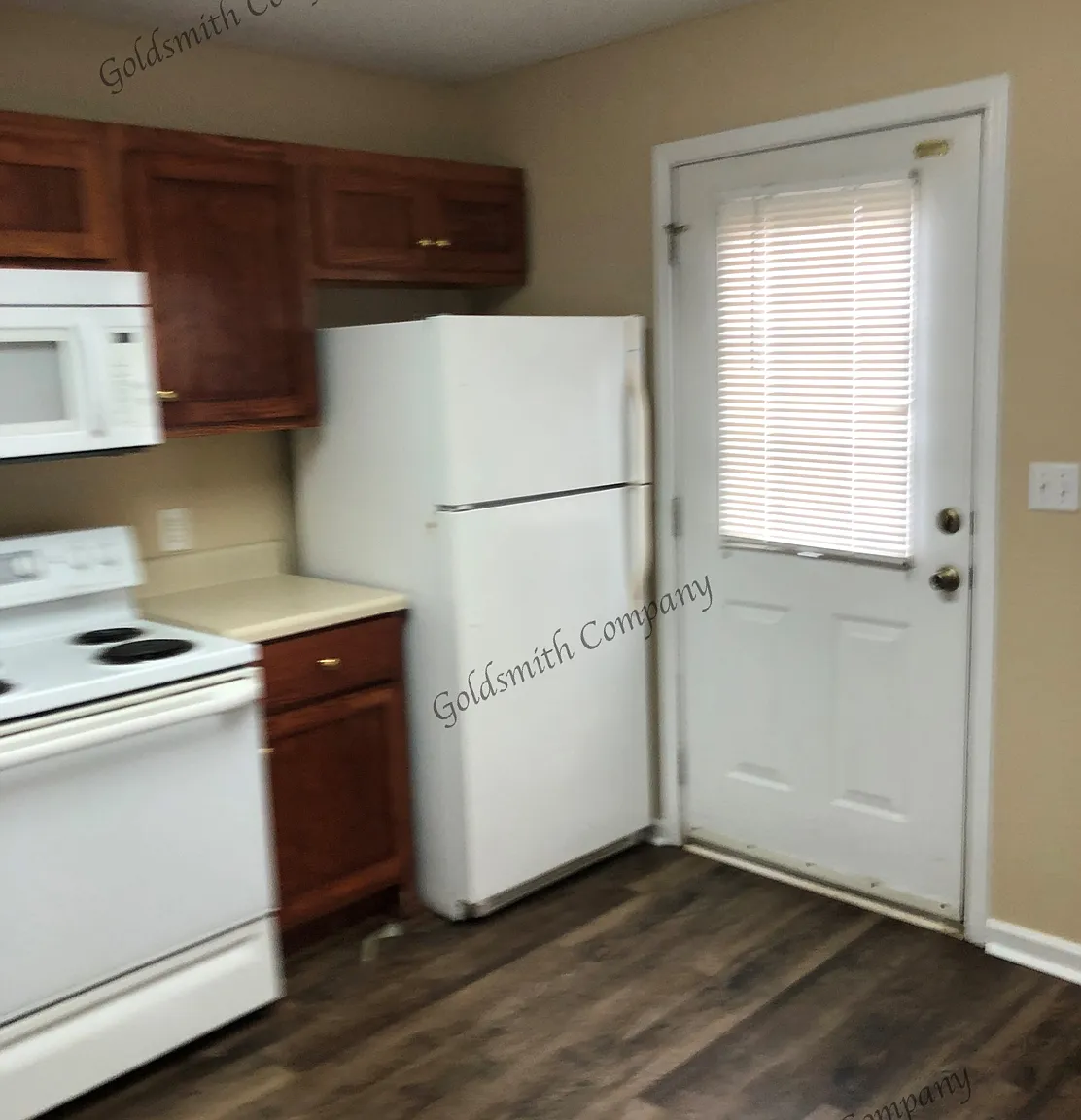 3 bed, 2.0 bath, 1100 sqft, $1,475 — Photo 3