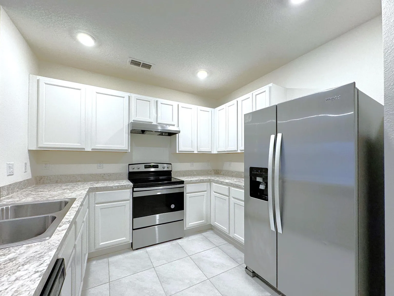 3 bed, 1516 sqft, $2,000 — Photo 4