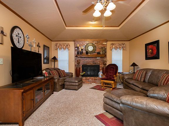 4th image of 5807 Hardwick Dr