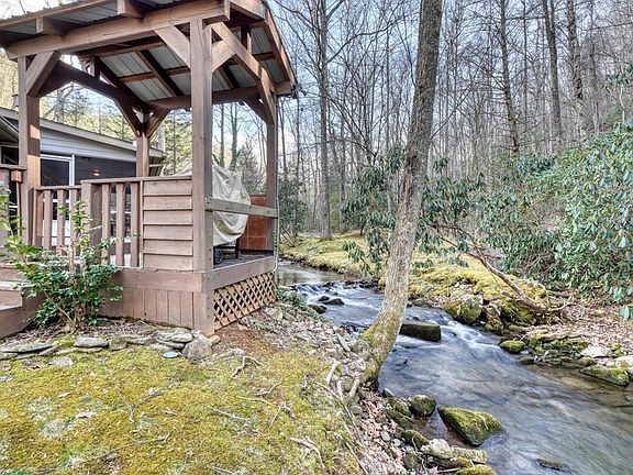 5th image of 4868 Swallows Creek Rd