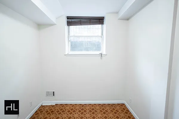 Rented by Highline Residential | media 8