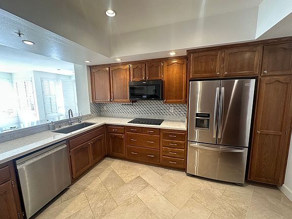 4th image of 5895 Friars Rd APT 5116