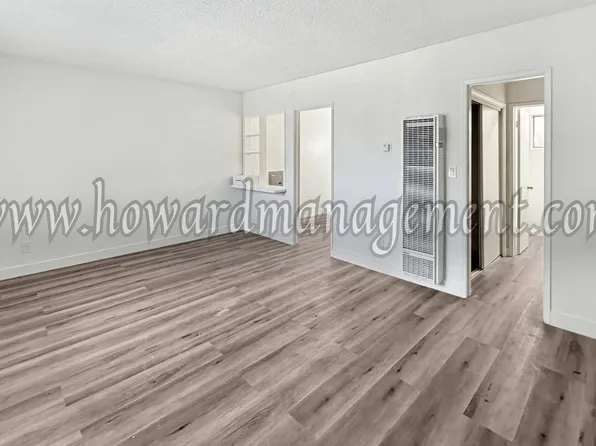 7259 Jordan, 7259 Jordan Ave APT 2, Canoga Park, CA 91303