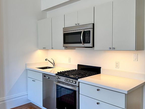 5th image of 1525 Fulton St #A