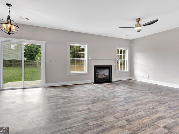 5th image of 15 Kestrel Cir