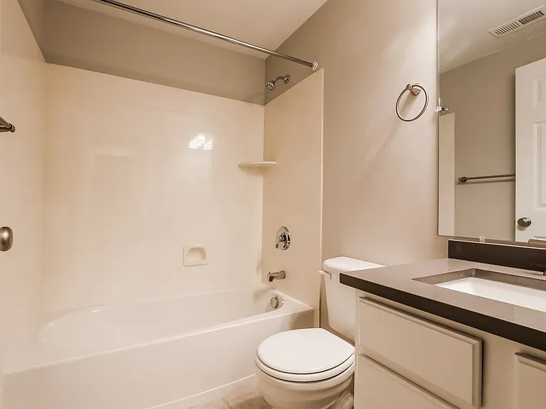 990 E Diana Hills Way — Photo 17