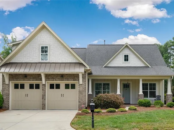 150 Saint James Dr, Winston Salem, NC 27107