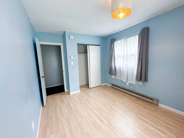 200 Oakley Dr — Photo 22