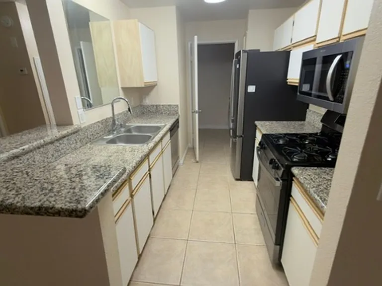 2200 S Fort Apache Rd #2165 — Photo 17