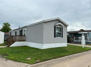 2050 Four Seasons Dr #44, Ankeny, IA 50021