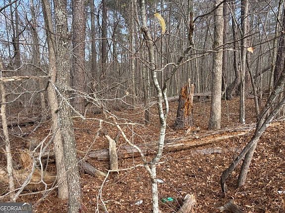 2nd image of 401 Cannon Farm Rd