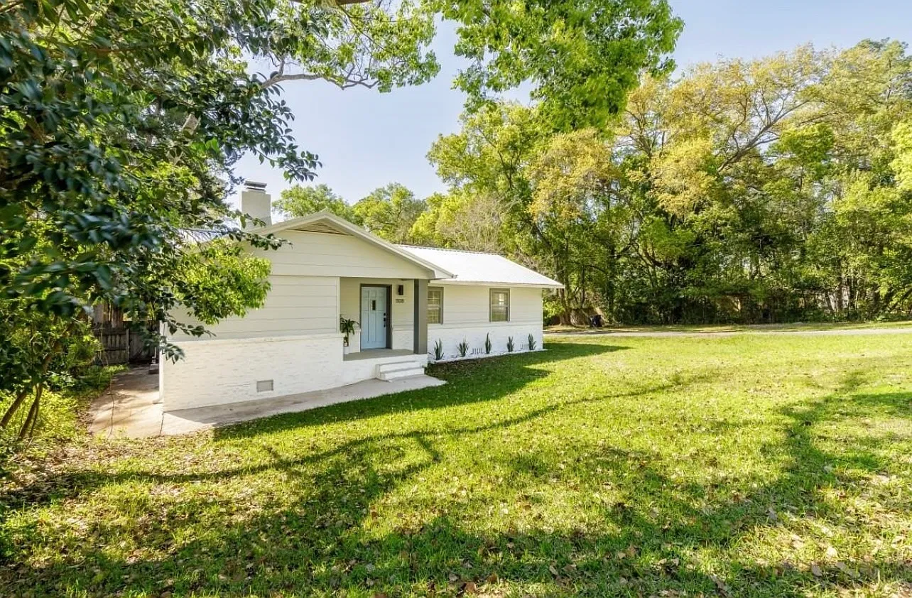 3 bed, 1656 sqft, $2,300 — Photo 4