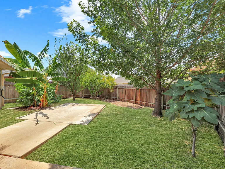 4522 Lone Star Trl — Photo 25