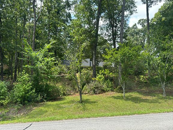 2nd image of 2963 Gordon Rd