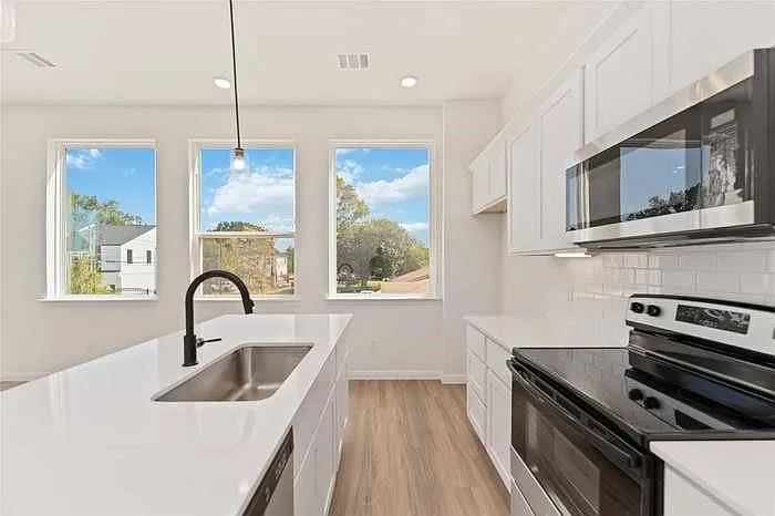 4710 Mallow St #B — Photo 6