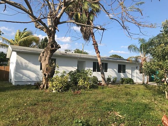 4th image of 3327 Sapphire Rd