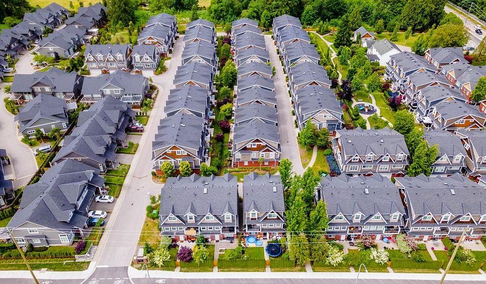 1st image of 15988 32nd Ave #44