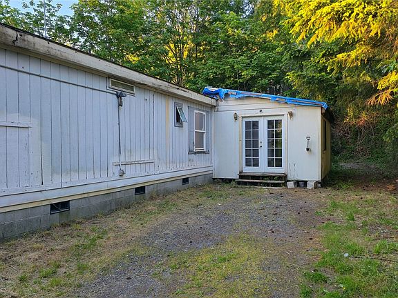4th image of 4156 Agate Road