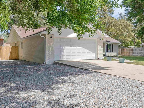 4th image of 7240 Mier Henry Rd